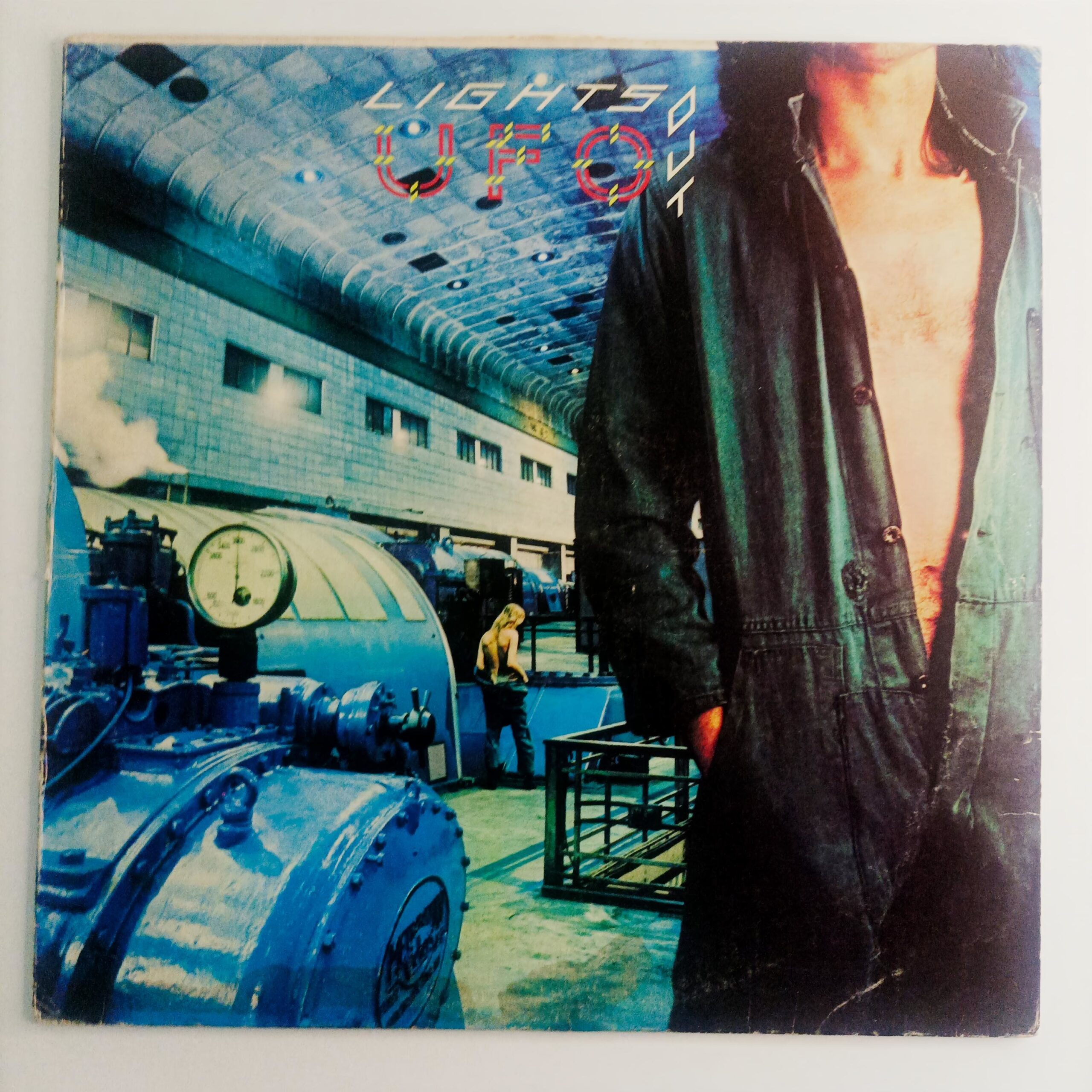 LP UFO – Lights Out - Imagem 2